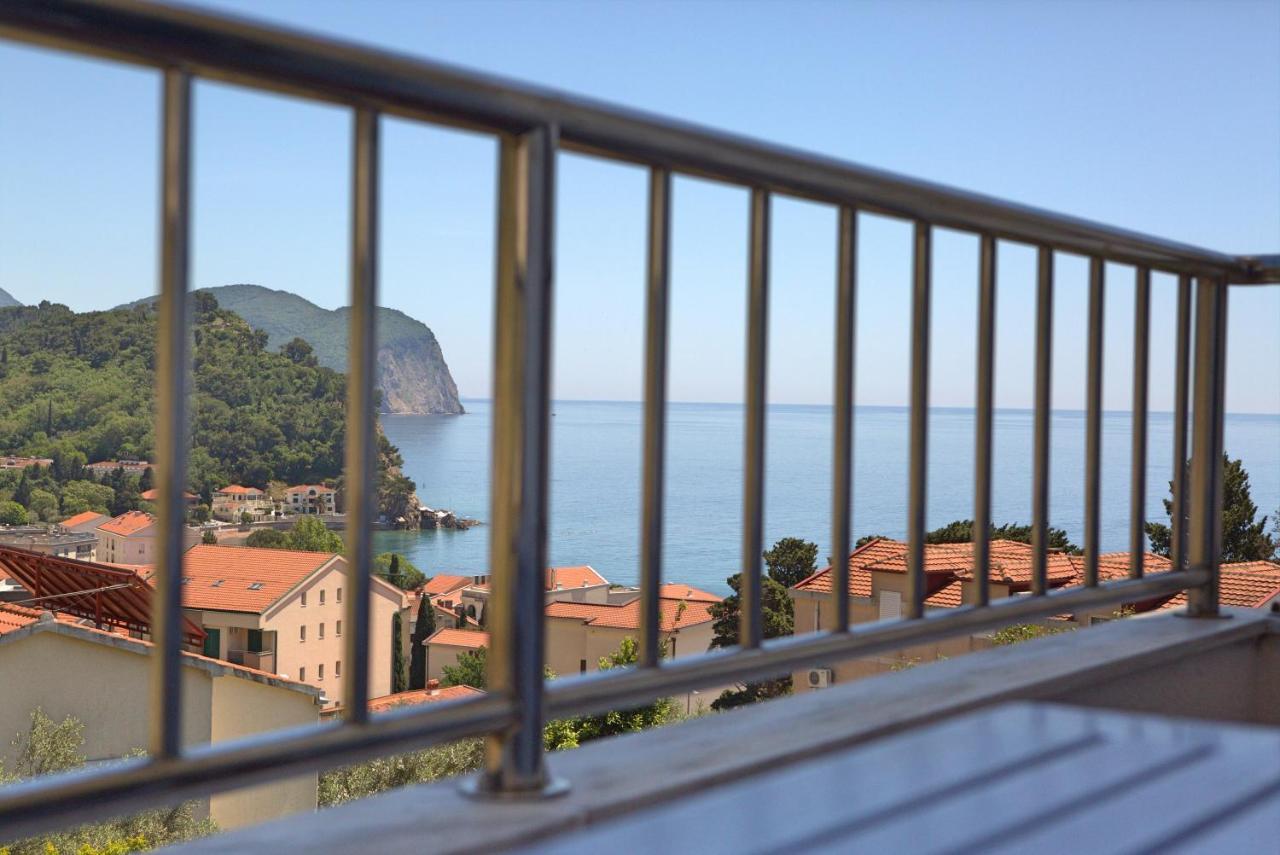 Medin Apartments Bluvista Petrovac ภายนอก รูปภาพ