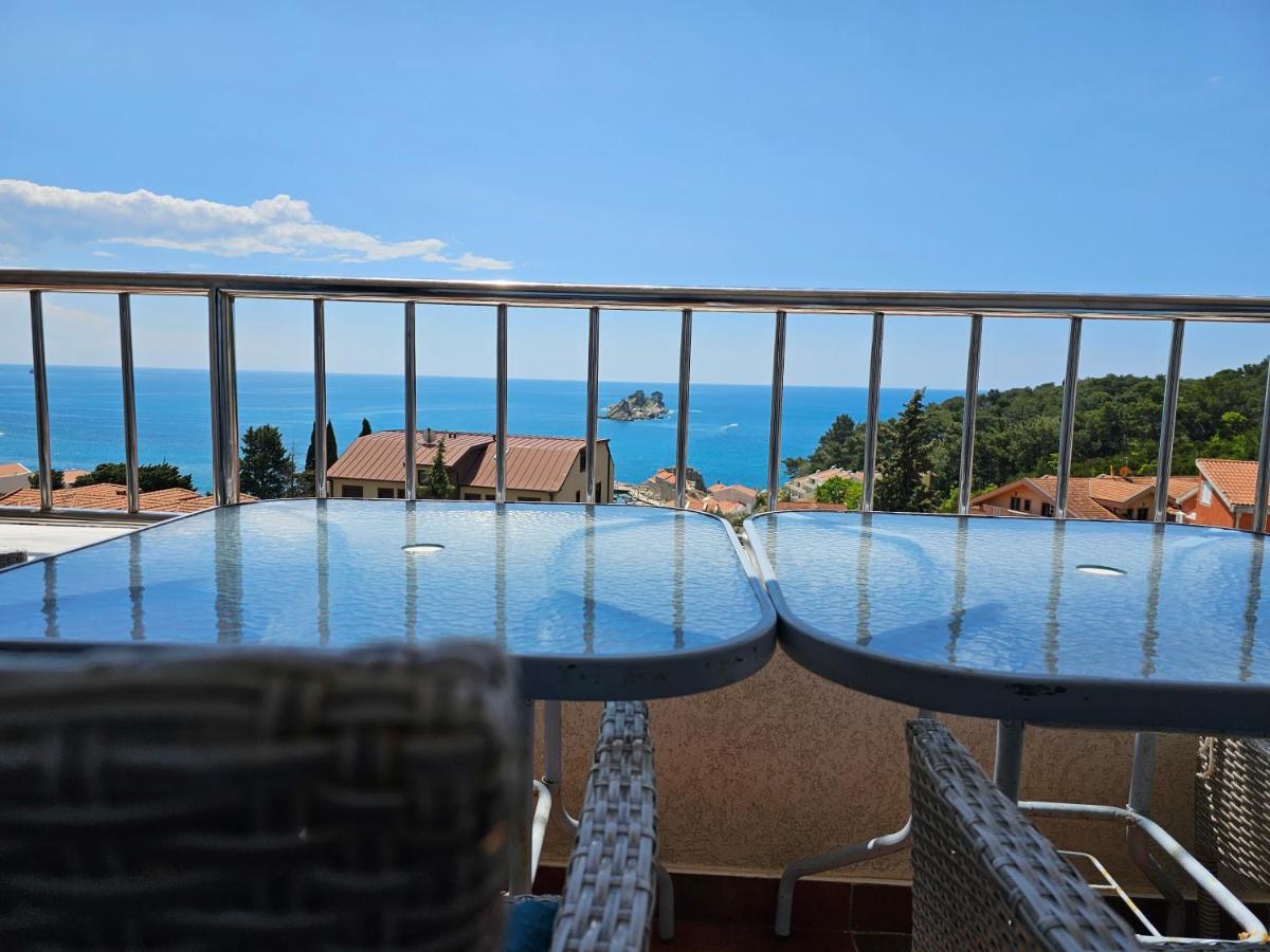 Medin Apartments Bluvista Petrovac ภายนอก รูปภาพ