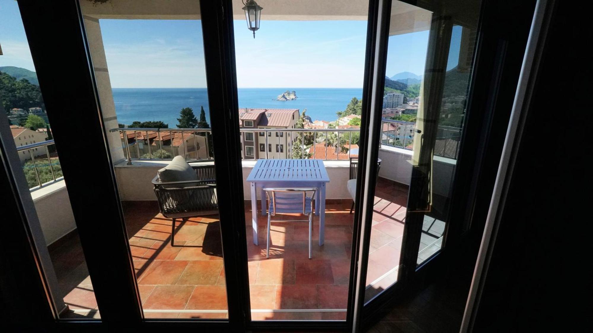 Medin Apartments Bluvista Petrovac ภายนอก รูปภาพ