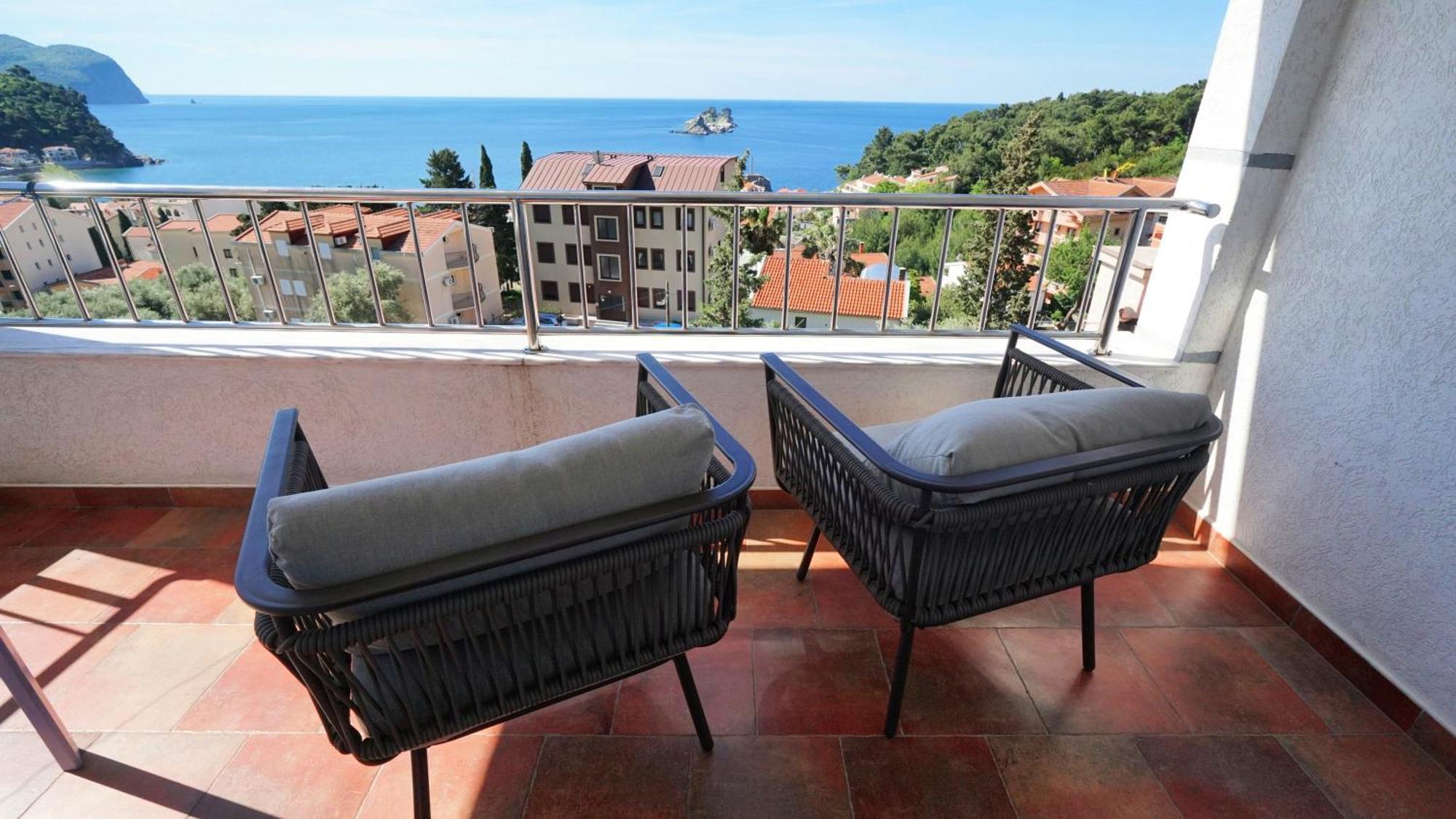 Medin Apartments Bluvista Petrovac ภายนอก รูปภาพ