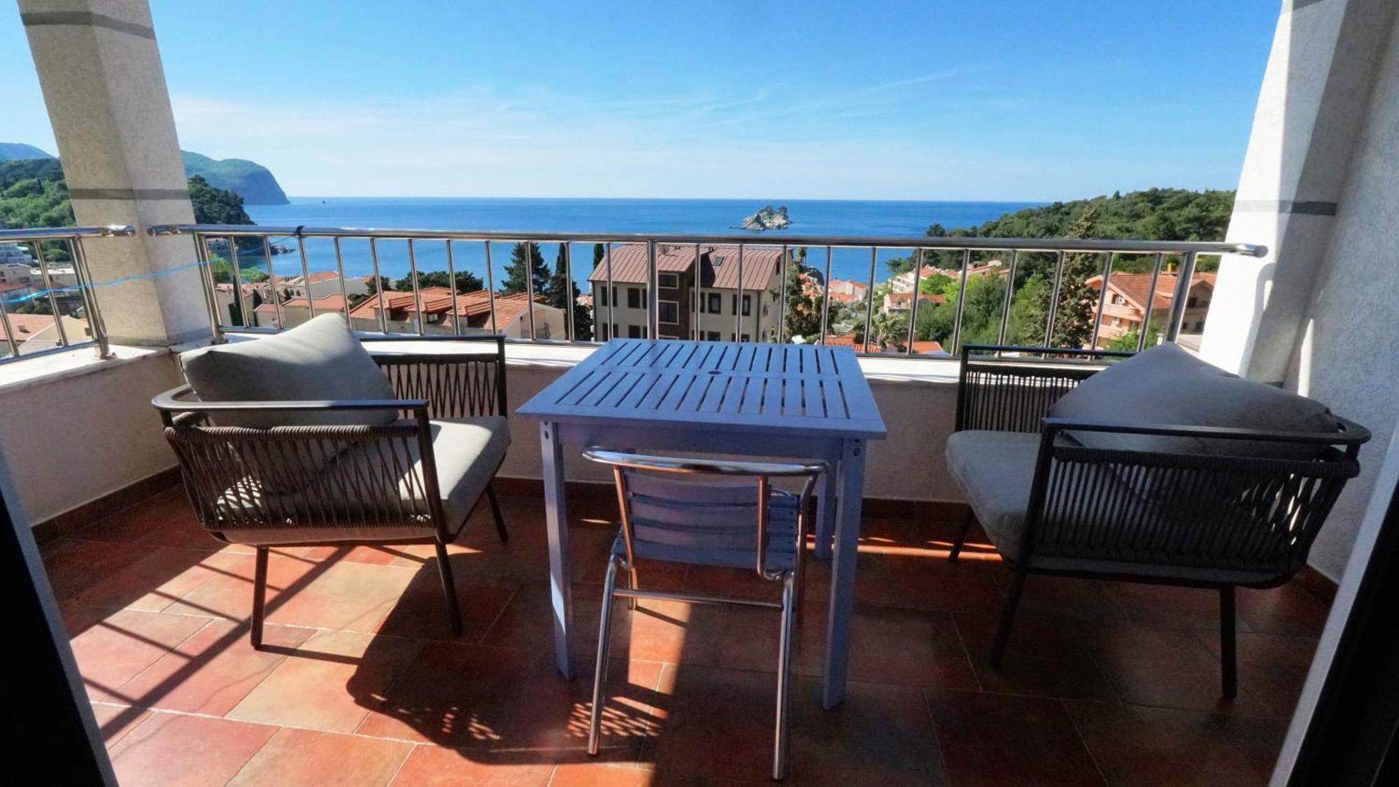 Medin Apartments Bluvista Petrovac ภายนอก รูปภาพ