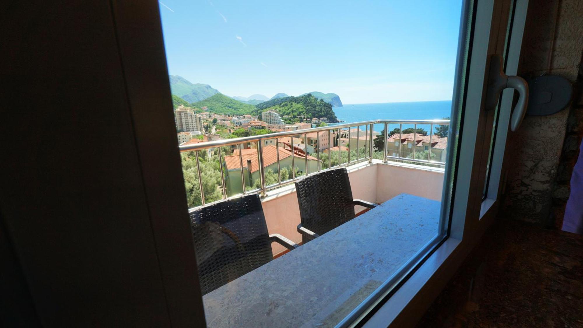 Medin Apartments Bluvista Petrovac ภายนอก รูปภาพ
